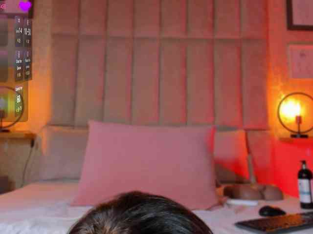 Ashley-Pink webcam