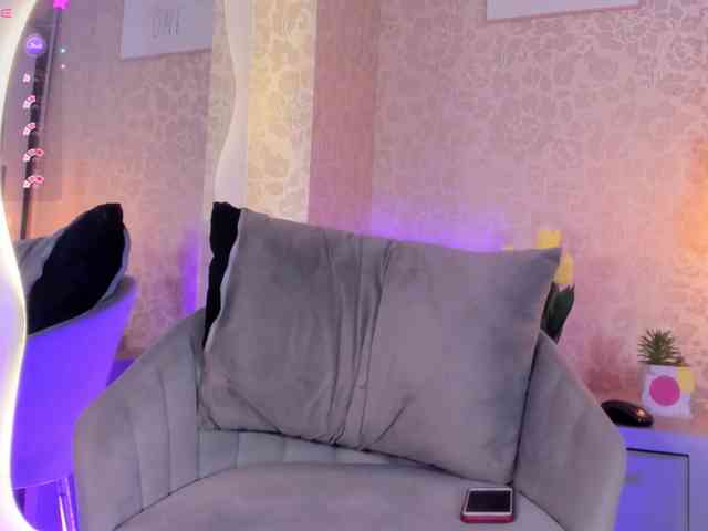 Ashley-Pink Live Webcam on BongaCams