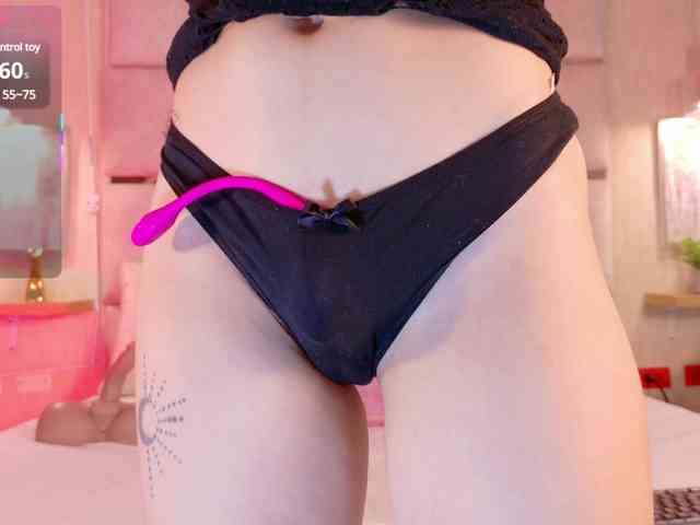 Ashley-Pink webcam