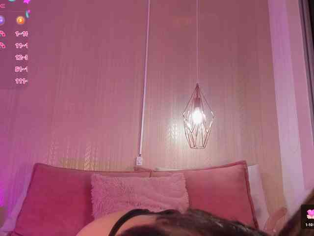 Ashley-Pink webcam