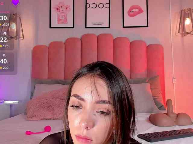 Ashley-Pink webcam