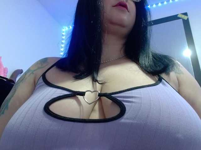 Watch Ataneasweet Streaming Live