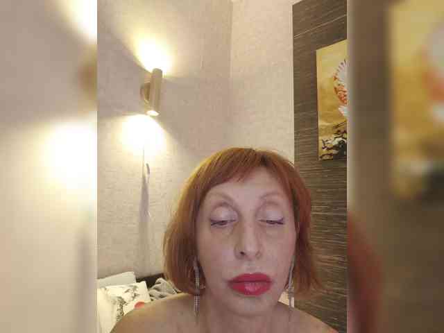 Ninel_Milf webcam
