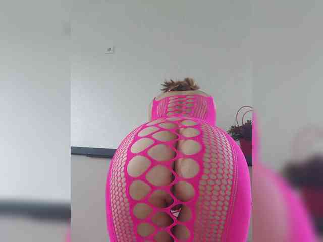 Ninel_Milf webcam