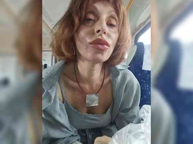 Ninel_Milf webcam