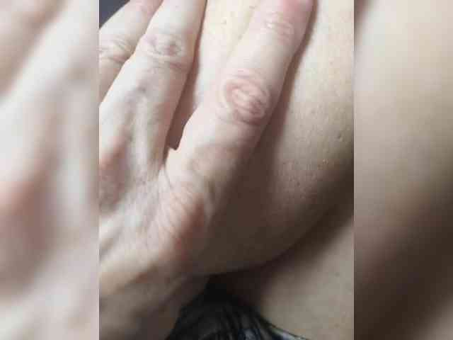 Ninel_Milf webcam