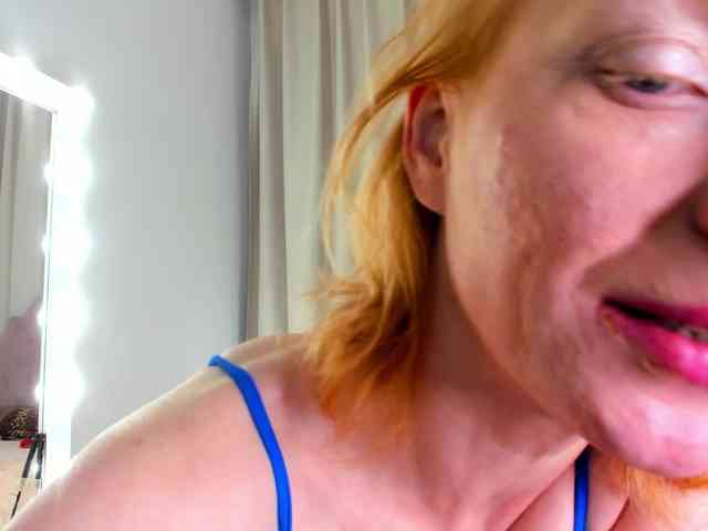 live cam SquirtyAlisa