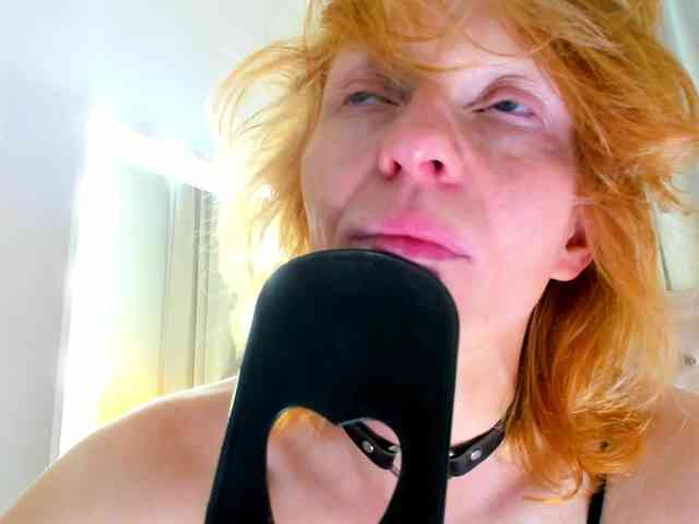 SquirtyAlisa webcam