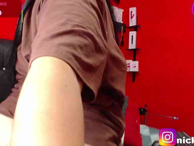 Nicki-latina webcam