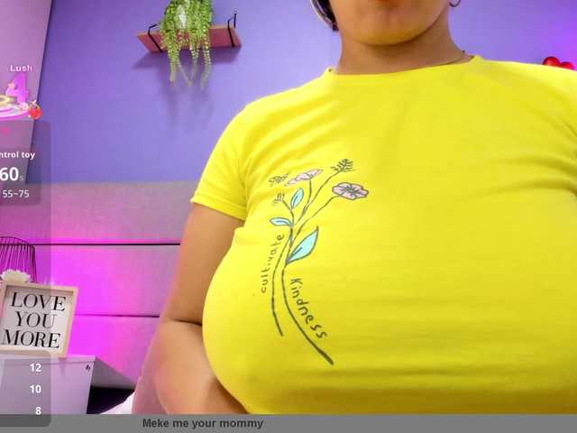 Kiiara-Sky from BongaCams is Freechat