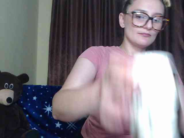 AliceSweety webcam