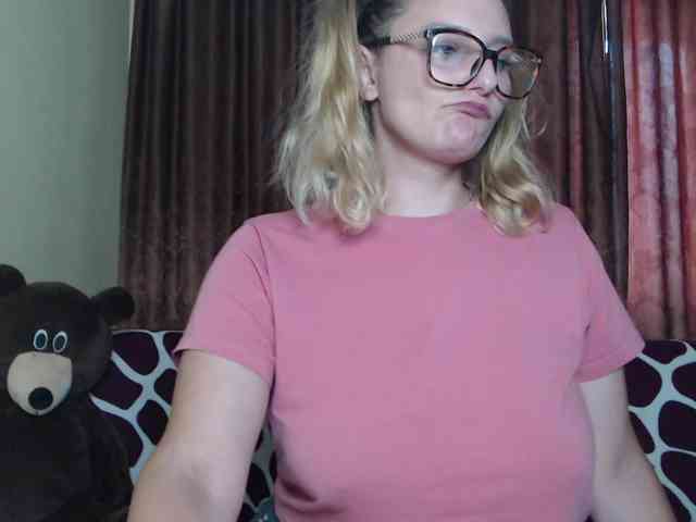 AliceSweety webcam