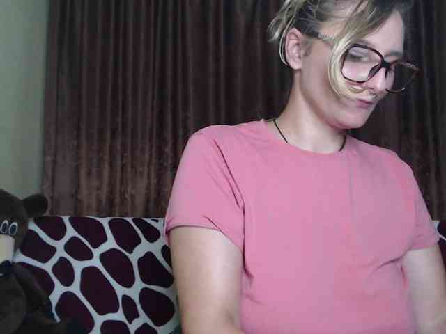 AliceSweety webcam