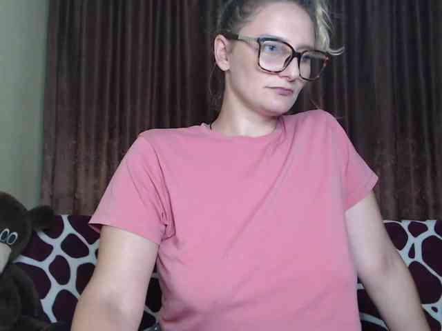 AliceSweety webcam