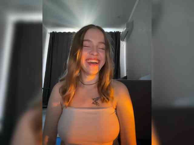 Kate_kotuk webcam