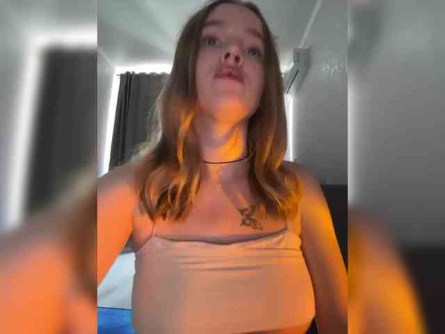 Kate_kotuk webcam