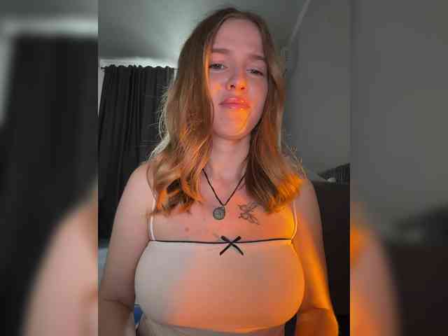 Kate_kotuk webcam