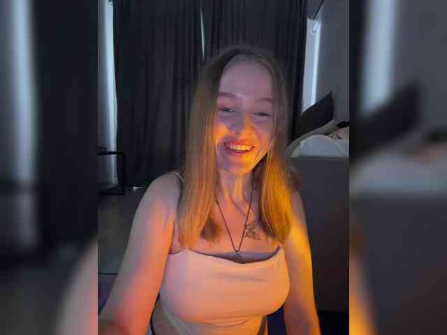 Kate_kotuk webcam