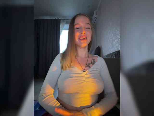 Kate_kotuk webcam