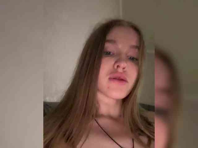 Kate_kotuk webcam