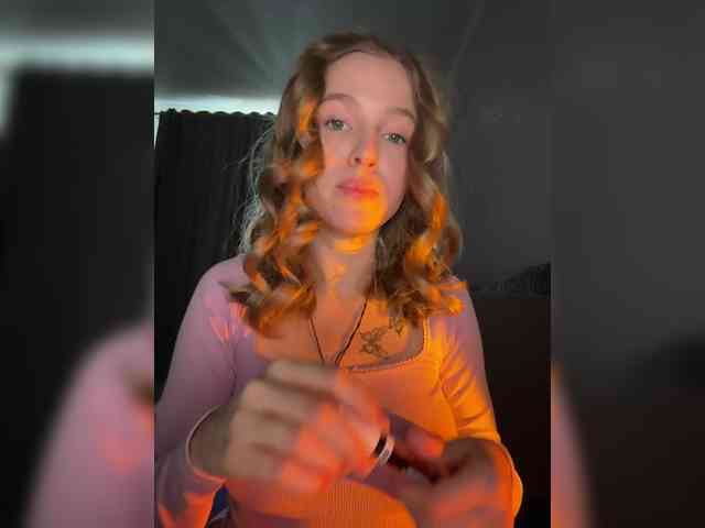 Kate_kotuk webcam