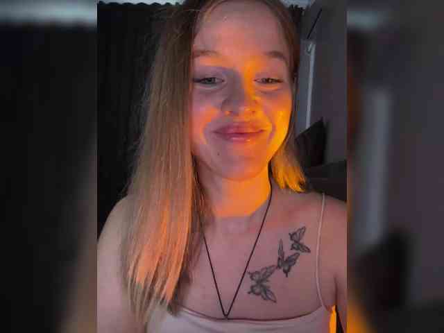Kate_kotuk webcam