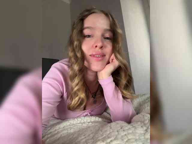 Kate_kotuk webcam