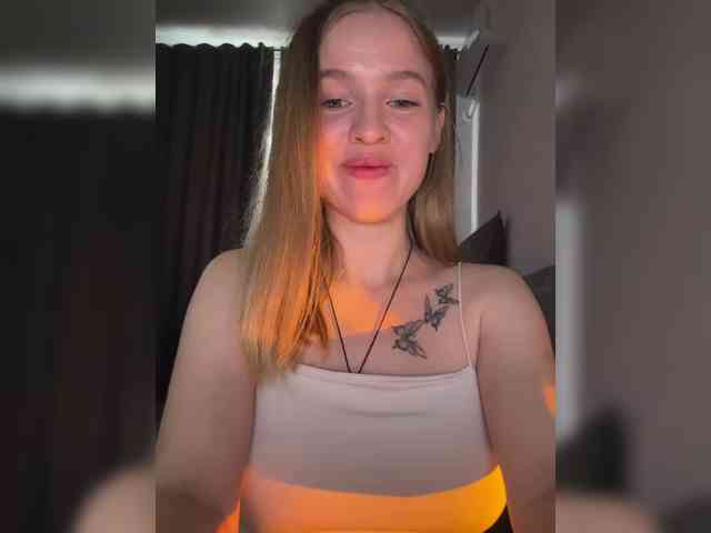 Kate_kotuk webcam