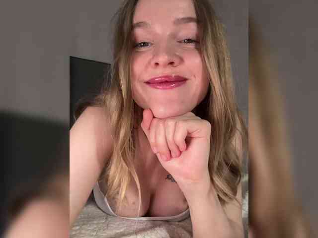 Kate_kotuk webcam