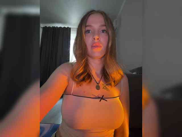 Kate_kotuk webcam