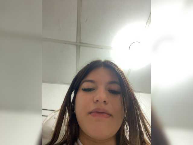 Sweet-emily1's BongaCams show and profile