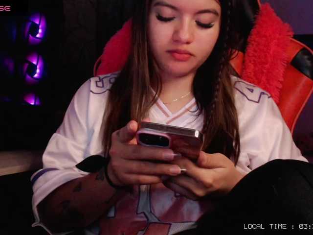 Sweet-emily1's BongaCams show and profile