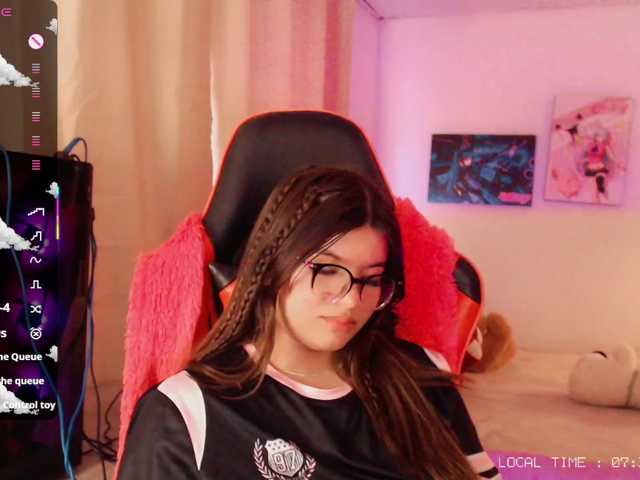 Sweet-emily1's BongaCams show and profile