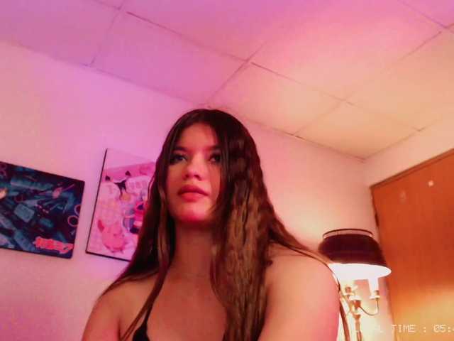Sweet-emily1's BongaCams show and profile