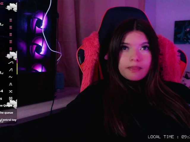 Sweet-emily1's BongaCams show and profile