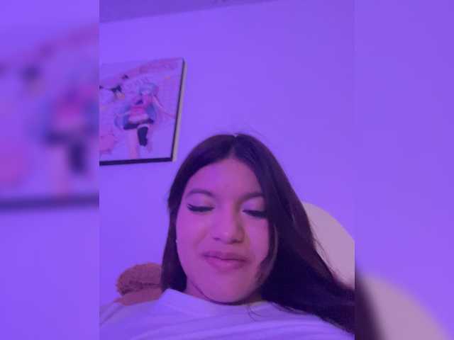 Sweet-emily1's BongaCams show and profile