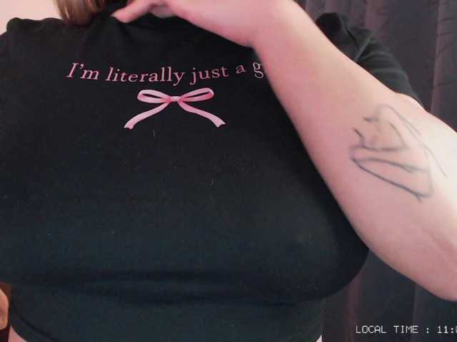 Im_emi, une amatrice française avec qui discuter et avoir du sexe