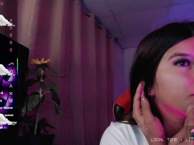 Sweet-emily1's BongaCams show and profile