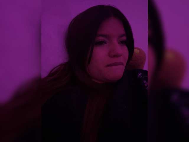 Sweet-emily1's BongaCams show and profile