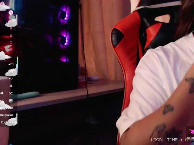 Sweet-emily1's BongaCams show and profile