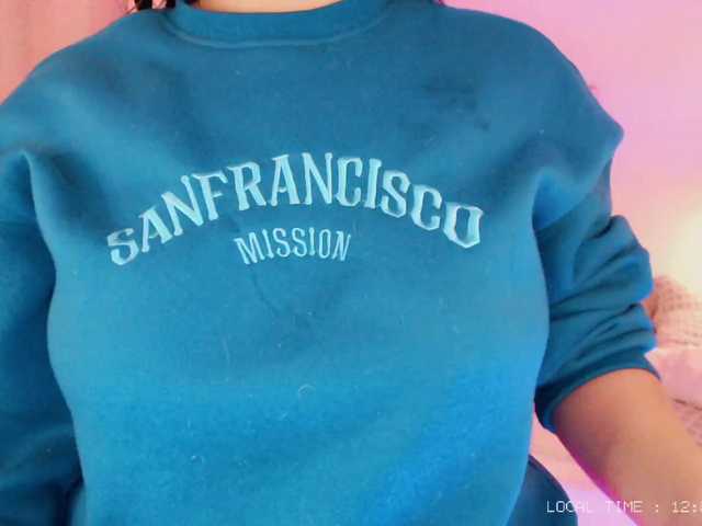 Sweet-emily1's BongaCams show and profile