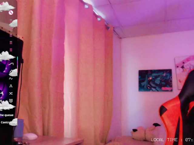 Sweet-emily1's BongaCams show and profile