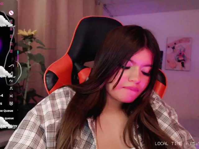 Sweet-emily1's BongaCams show and profile