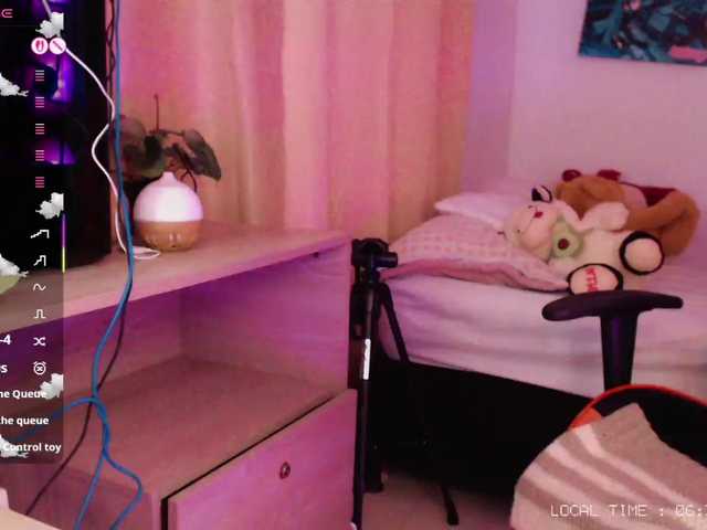 Sweet-emily1's BongaCams show and profile