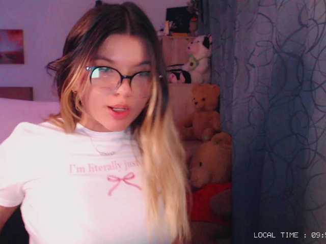 Sweet-emily1's BongaCams show and profile