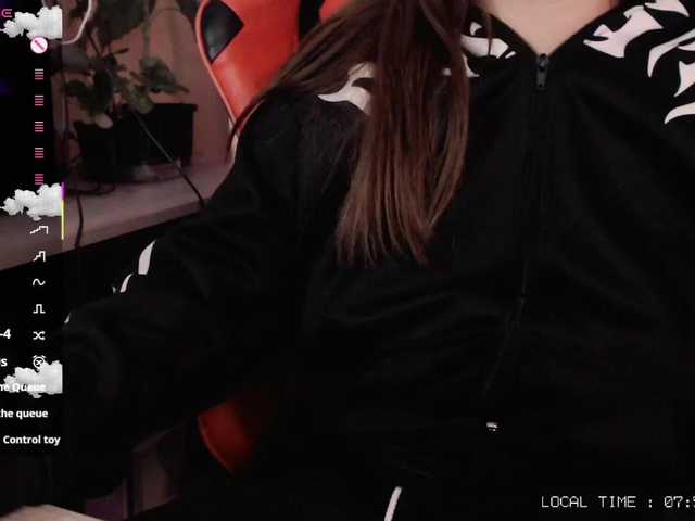 Sweet-emily1's BongaCams show and profile