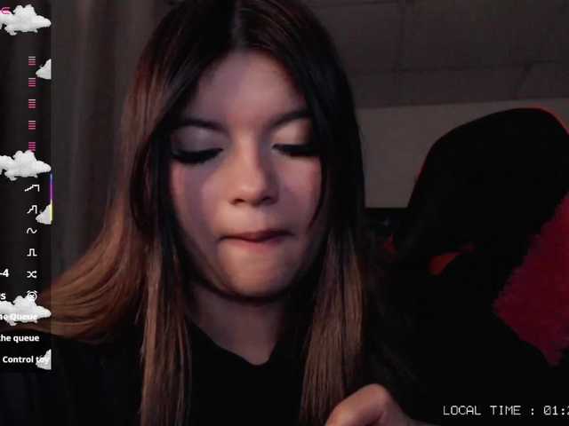 Sweet-emily1's BongaCams show and profile