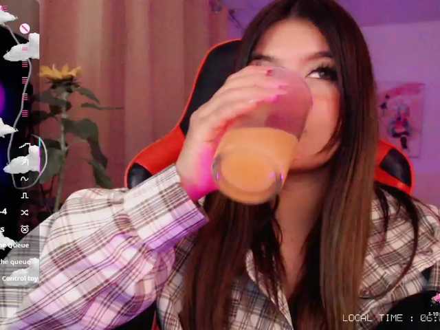 Sweet-emily1's BongaCams show and profile