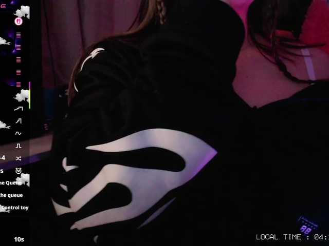 Sweet-emily1's BongaCams show and profile