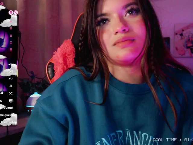 Sweet-emily1's BongaCams show and profile